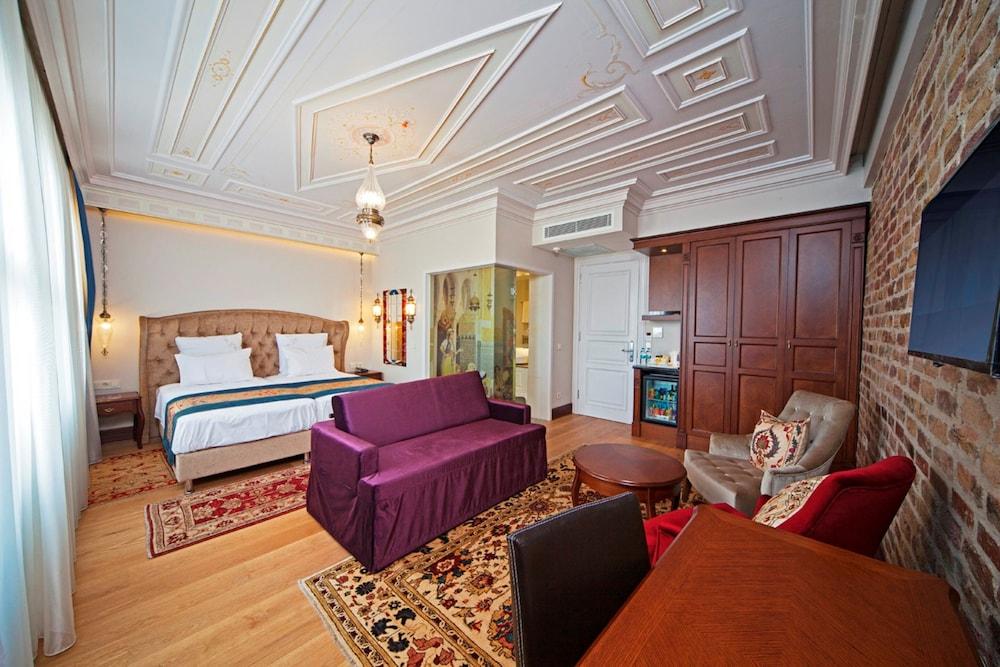 Azade Suites Istanbul Bagian luar foto