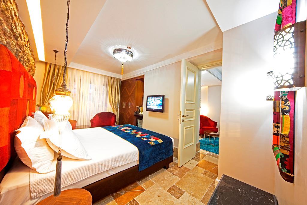 Azade Suites Istanbul Bagian luar foto